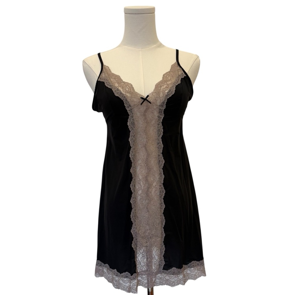 Victoria’s Secret Lace Slip Nightgown |Size Medium |Black and Taupe |Like New